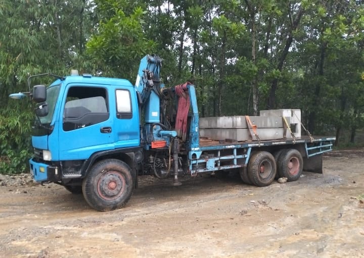 a6d00d2a-4046-4889-8e3b-234587d0eb26